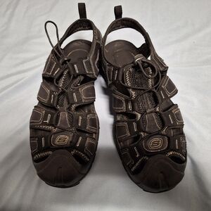 Skechers Men Selmo Fisherman Sandals in a size 11. Good condition.